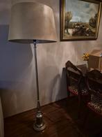 Elegante Staande schemerlamp, Huis en Inrichting, Lampen | Vloerlampen, Gebruikt, Klassiek, Ophalen of Verzenden, Metaal