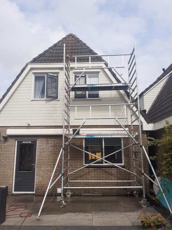 Steiger te huur huren rol steiger, Doe-het-zelf en Verbouw, Steigers, Zo goed als nieuw, Rolsteiger of Kamersteiger, 5 meter of hoger