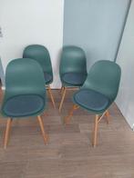 Mooie nette groene kuipstoelen met houten poten., Huis en Inrichting, Ophalen, Zo goed als nieuw, Overige kleuren, Vier
