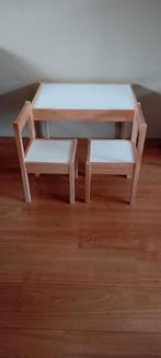 Peuter Tafel met 2 Stoelen - Kindermeubels, Kinderen en Baby's, Kinderkamer | Tafels en Stoelen, Ophalen of Verzenden, Zo goed als nieuw