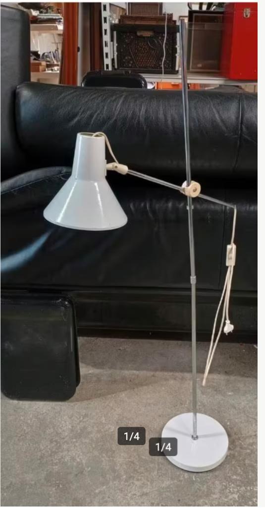 vloerlamp = leeslamp vintage, Huis en Inrichting, Lampen | Vloerlampen, Zo goed als nieuw, 150 tot 200 cm, Metaal, Ophalen