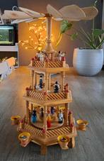 Vintage houten kerst pyramide, Ophalen, Gebruikt, Poppenhuis