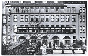 962368	Leiden	1968 Ziekenhuis	St Elisabeth	Postzegel afgewee beschikbaar voor biedingen