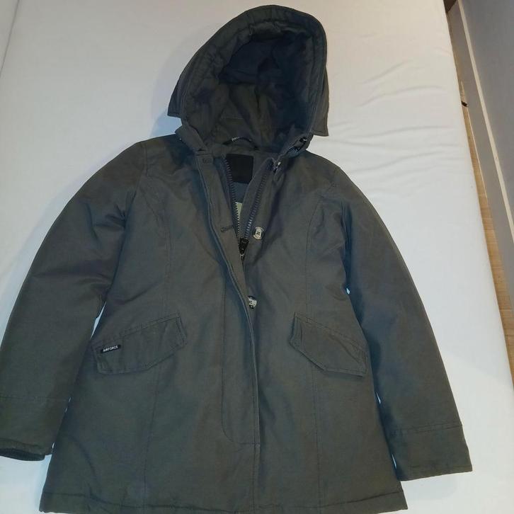 Groene Airforce winterjas voor meisjes maat 10y/140, Kinderen en Baby's, Kinderkleding | Maat 140, Zo goed als nieuw, Meisje, Jas