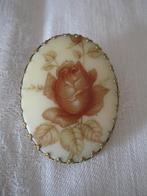 Oude broche ovaal roos medaillon goede staat, Sieraden, Tassen en Uiterlijk, Antieke sieraden, Ophalen of Verzenden, Overige materialen