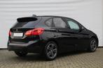 BMW 2 Serie Active Tourer 218i Executive Sport Line Automaat, Stof, Gebruikt, Euro 6, Parkeersensor