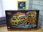Lego 21359 + 5009422 Italiaanse Riviera + Italiaanse marktbu, Ophalen of Verzenden, Nieuw, Complete set, Lego