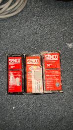 Tacker met veel spijkers, Ophalen, Zo goed als nieuw