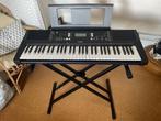 Keyboard Yamaha PSR E-373, Muziek en Instrumenten, Keyboards, Ophalen, 61 toetsen, Yamaha, Aanslaggevoelig