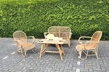Verandaset tuinset in rotan bamboe  beschikbaar voor biedingen