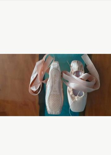 Ballet, Pointe Schoenen Maat 35 beschikbaar voor biedingen