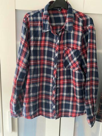 3 geruiten bloeses, maat Xl. beschikbaar voor biedingen