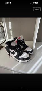 Nike Sneakers Maat 37, Ophalen of Verzenden, Gedragen, Zwart, Sneakers of Gympen
