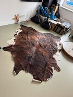 Koeienhuid in goede conditie, Huis en Inrichting, Stoffering | Tapijten en Kleden, Gebruikt, Leren koeienhuid, 150 tot 200 cm