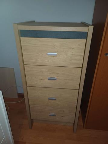 Ladekast met 4 lades - 110x53x46 cm beschikbaar voor biedingen