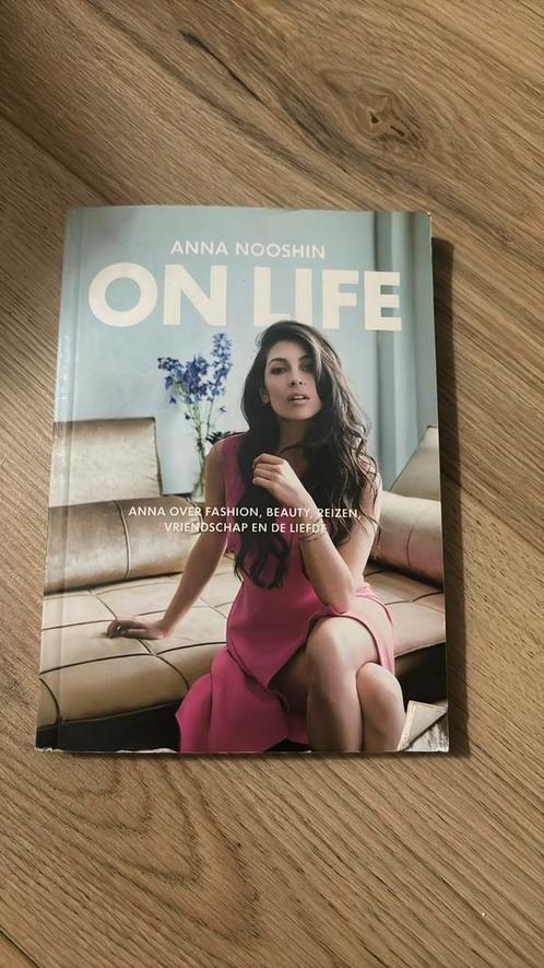 Anna Nooshin - On life, Boeken, Mode, Zo goed als nieuw, Mode algemeen, Ophalen of Verzenden