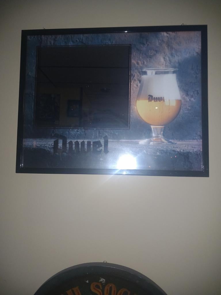 Duvel spiegel in Lijst, 50 tot 75 cm, Ophalen of Verzenden, 50 tot 75 cm, Print