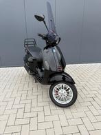 Vespa sprint FULL OPTION 1e eigenaar, Fietsen en Brommers, Ophalen of Verzenden, Zo goed als nieuw, Benzine, Vespa