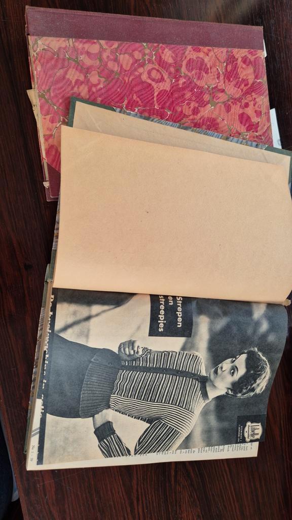 Libelle Jaargang 1954 & 1956 - Ingeb. ruilen voor 1 lot per, Boeken, Tijdschriften en Kranten, Gelezen, Damesbladen, Ophalen of Verzenden