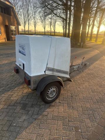 hogedrukreiniger mobiel 300 bar 18 lpm heet water  beschikbaar voor biedingen