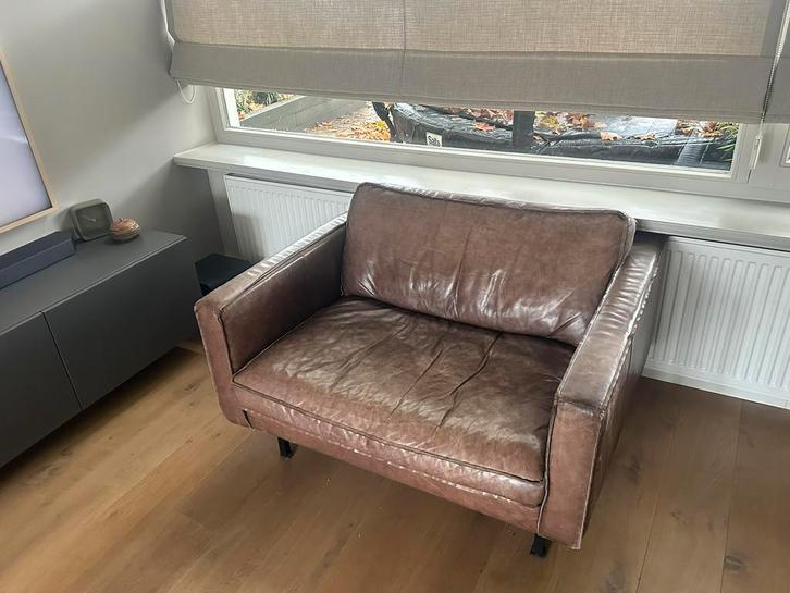 Loods 5 design loveseat zsm ophalen, Huis en Inrichting, Fauteuils, Gebruikt, Leer, 75 tot 100 cm, Ophalen