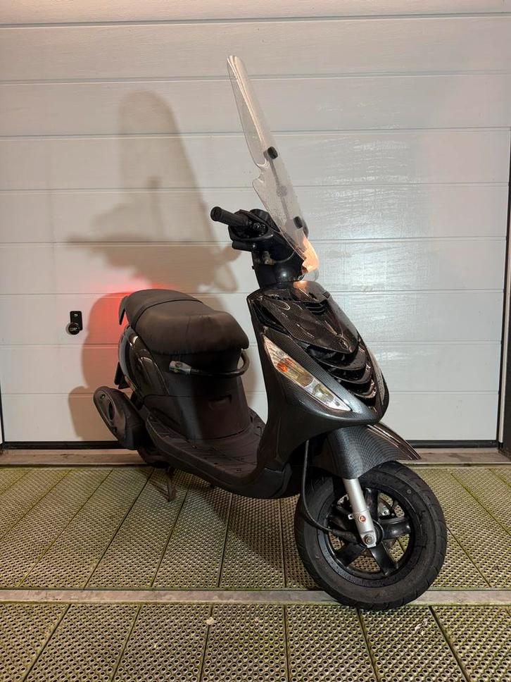 Piaggio zip, Fietsen en Brommers, Scooters | Piaggio, Nieuw, Zip, Maximaal 25 km/u, Benzine, Ophalen