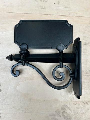 Uithangbord. 10 stuks, beschikbaar voor biedingen