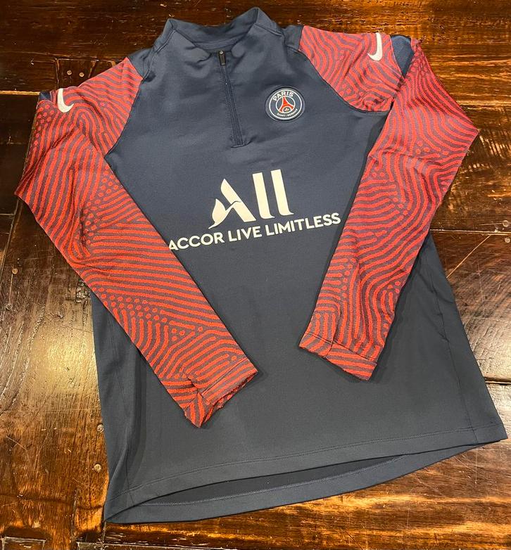 Nike Paris  Saint - Germain trainingspak, maat XL 158-170, Sport en Fitness, Voetbal, Zo goed als nieuw, Trainingspak, Maat XS of kleiner