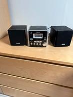Akai radio met cd speler en usb poort, Ophalen, Zo goed als nieuw, Akai
