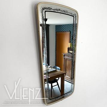 Midcentury, vintage asymmetrische spiegel, mirror, retro beschikbaar voor biedingen