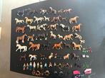 Schleich collectie met stal en paarden, Ophalen of Verzenden, Zo goed als nieuw