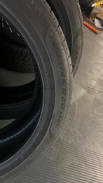 Pirelli 235/45/R20., Ophalen of Verzenden