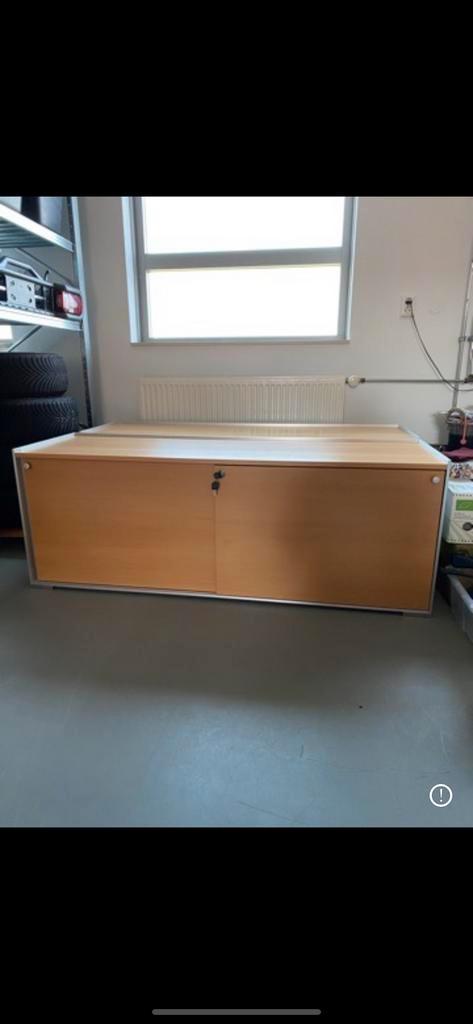 VITRA spatio side dressoir (2stuks), Huis en Inrichting, Kasten | Dressoirs, Zo goed als nieuw, 200 cm of meer, 25 tot 50 cm, Ophalen