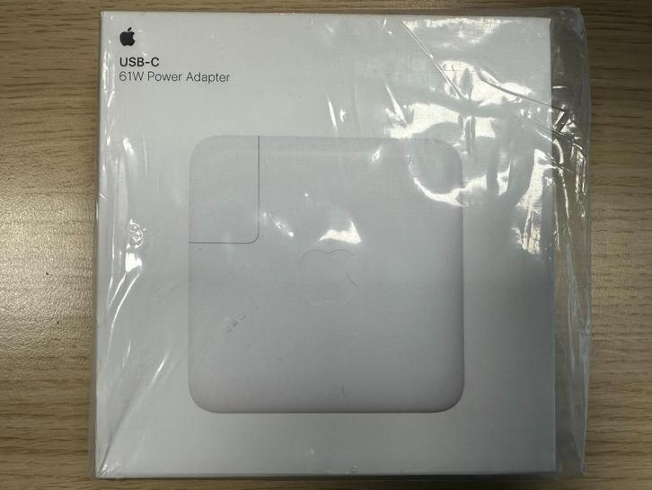 [NIEUW] Origineel Apple USB-C 61W Adapter voor Apple MacBook, Computers en Software, Laptop-opladers, Nieuw, Ophalen of Verzenden