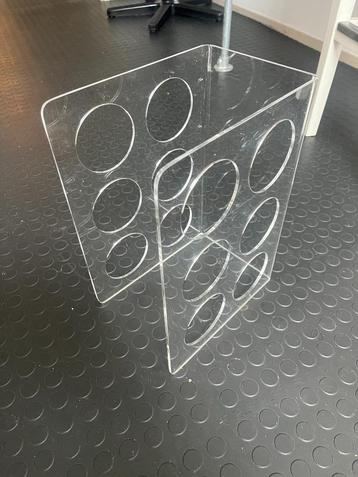 plexiglas rek voor 6 flessen beschikbaar voor biedingen