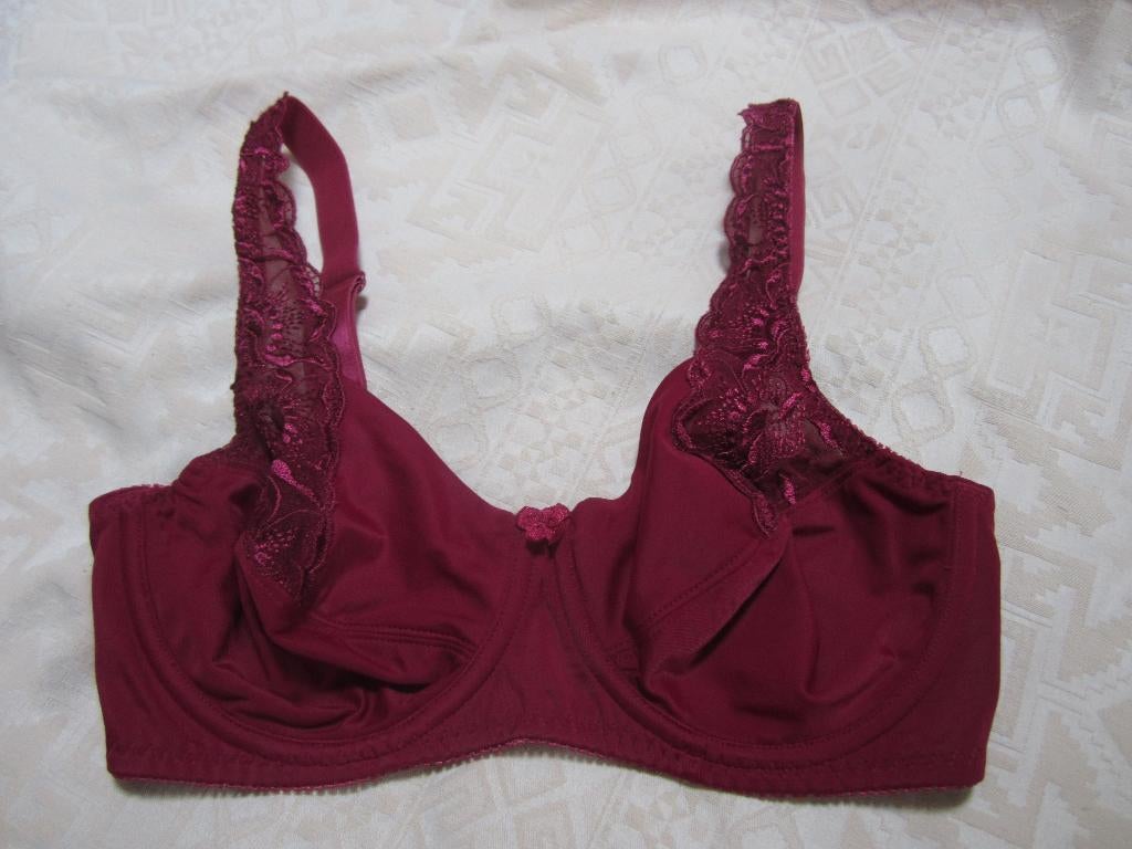 Elbrina beugel bh 75C nieuw, Kleding | Dames, Ondergoed en Lingerie, Ebrina, Ophalen of Verzenden, Paars, BH