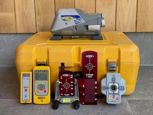 Gebr.rioollaser/lijnlaser Spectra DG813 "RODE STRAAL" (IGST), Doe-het-zelf en Verbouw, Gereedschap | Overige machines, Gebruikt