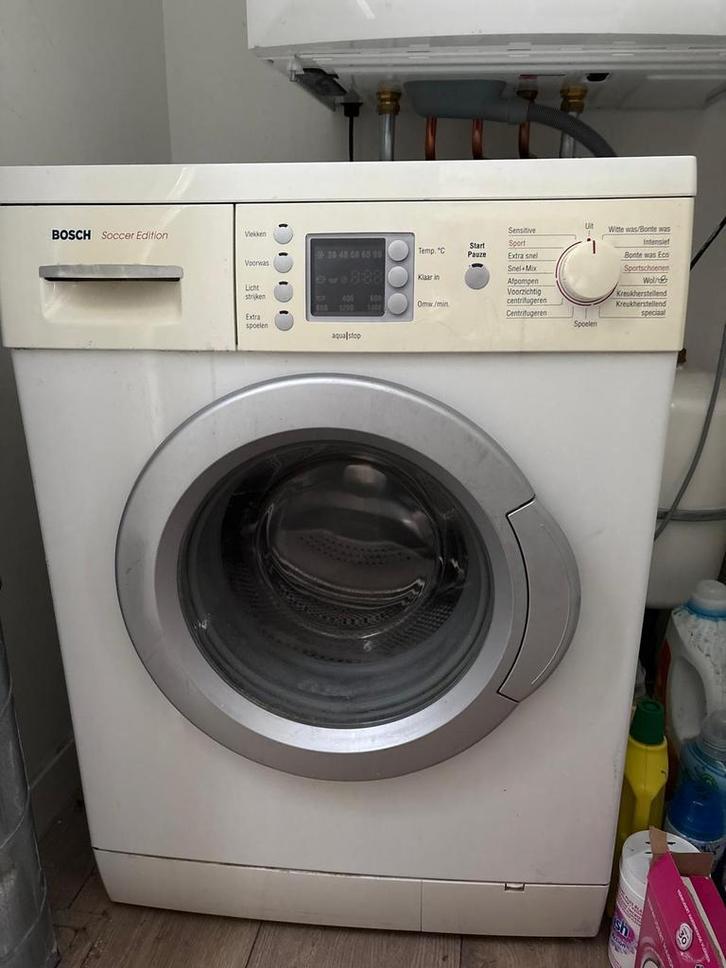 Bosch Wasmachine GRATIS, Witgoed en Apparatuur, Wasmachines, Gebruikt, 85 tot 90 cm, 1200 tot 1600 toeren, Ophalen
