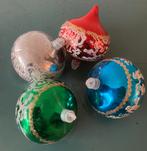 Oude kunststof kerstballen ( 4 stuks), Gebruikt, Kerst, Kwrt, Ophalen of Verzenden