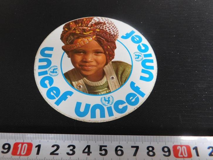 sticker UNICEF  MPE833, Verzamelen, Stickers, Zo goed als nieuw, Ophalen