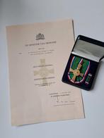 Guinea kruis medaille onderscheiding + oorkonde op naam, Verzamelen, Militaria | Algemeen, Ophalen of Verzenden, Landmacht, Nederland