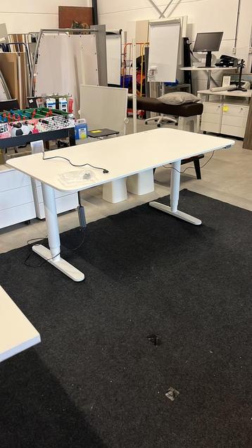 3x Ikea Zit-Sta bureau Wit/Wit 160x80 prijs pst. beschikbaar voor biedingen