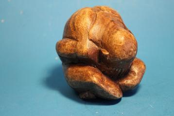 Klein Boeddha Beeldje ORANG MALU = Weeping Boeddha  9x9x9 cm beschikbaar voor biedingen