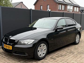 BMW 3-serie 318i Automaat CarPlay Camera beschikbaar voor biedingen
