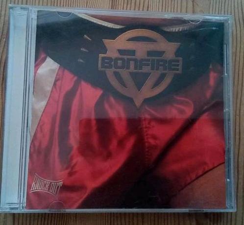 Bonfire Knock Out, Cd's en Dvd's, Cd's | Hardrock en Metal, Zo goed als nieuw, Ophalen of Verzenden