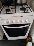Gratis..werkt goed fornuis, Witgoed en Apparatuur, Gebruikt, Gas, Vrijstaand, 85 tot 90 cm