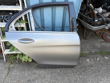 Rechtsachter deur W205 C Klasse mat grijs beschikbaar voor biedingen