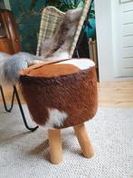 Krukje met geitenhuid, Huis en Inrichting, Krukjes, Ophalen, Zo goed als nieuw, Hout