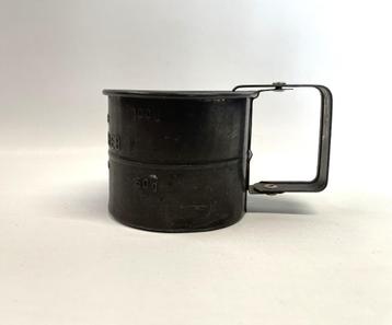metalen meelzeef van Dr. Oetker jaren ’60 vintage beschikbaar voor biedingen