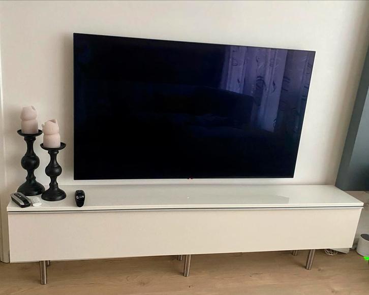 Moderne TV Kast - Strak Design. B180cm. H45cm D25cm., Huis en Inrichting, Kasten | Televisiemeubels, Gebruikt, Minder dan 100 cm